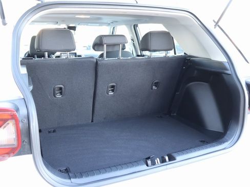 Certified 2022 Hyundai Venue SEL image 16