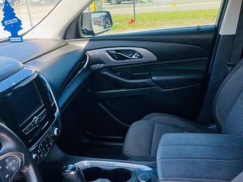 Used 2019 Chevrolet Traverse LS AWD/4WD image 7