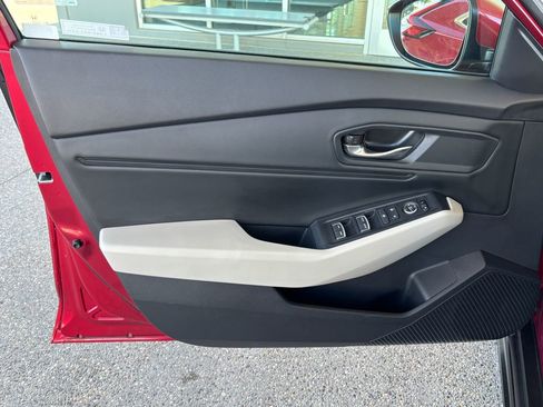 Used 2023 Honda Accord EX image 24