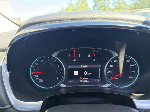 Used 2020 Chevrolet Traverse High Country w/ LPO, Floor Liner Package AWD/4WD image 17
