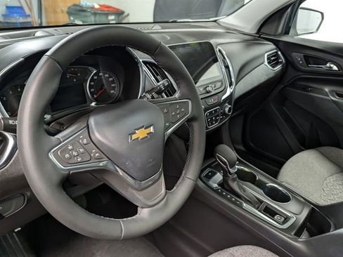 Certified 2023 Chevrolet Equinox LT AWD/4WD image 16