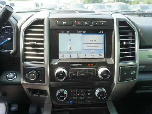 Used 2019 Ford F350 Platinum w/ Platinum Ultimate Package AWD/4WD image 21