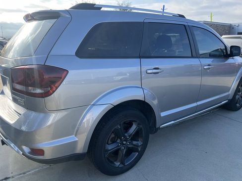 Used 2019 Dodge Journey Crossroad image 12