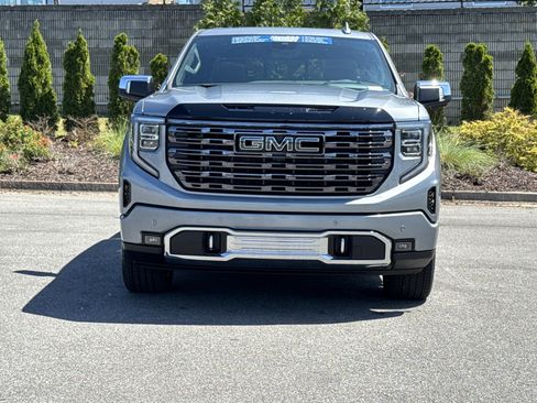 Used 2025 GMC Sierra 1500 Denali Ultimate AWD/4WD image 3