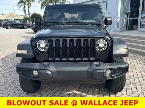 Certified 2022 Jeep Wrangler Willys image 4