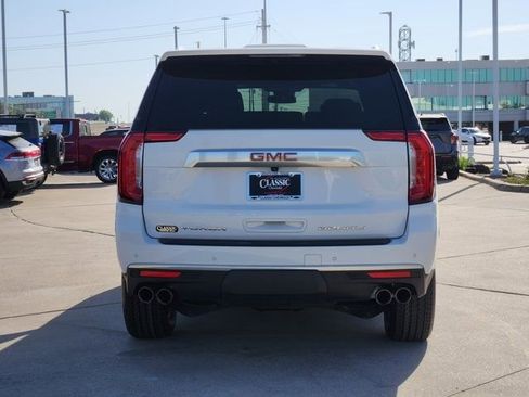 Used 2024 GMC Yukon Denali image 13