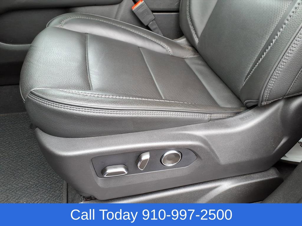 Used 2026 GMC Yukon XL Denali w/ Denali Reserve Package AWD/4WD image 10