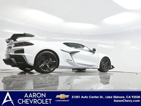 New 2025 Chevrolet Corvette Z06 w/ Z07 Performance Package RWD image 45