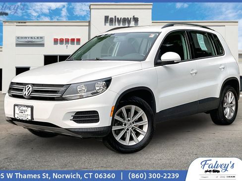 Used 2018 Volkswagen Tiguan Limited AWD/4WD image 1