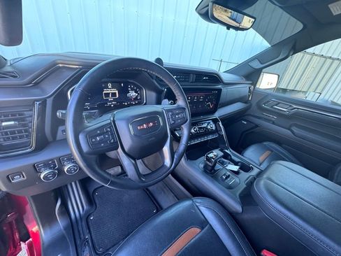 Used 2024 GMC Sierra 1500 AT4 w/ Technology Package image 10