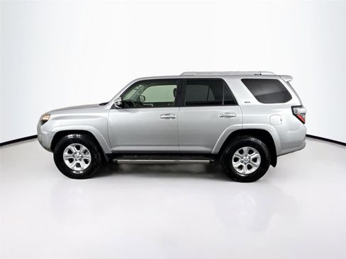 Used 2016 Toyota 4Runner SR5 Premium image 14