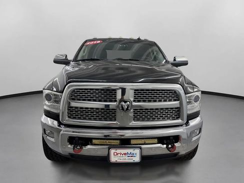 Used 2018 RAM 2500 Laramie w/ Snow Chief Group AWD/4WD image 2