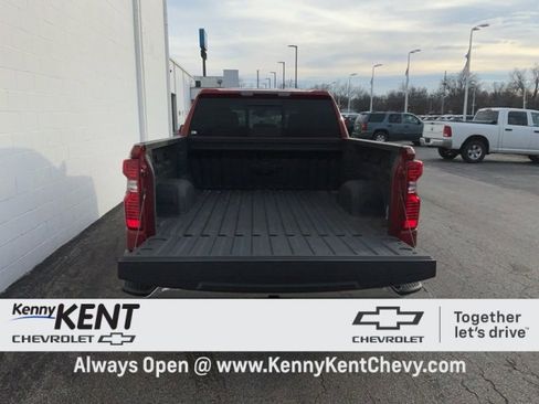 Used 2024 Chevrolet Silverado 1500 LT w/ Convenience Package II image 8