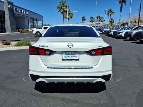 Used 2023 Nissan Altima 2.5 SV w/ SV Premium Package image 13