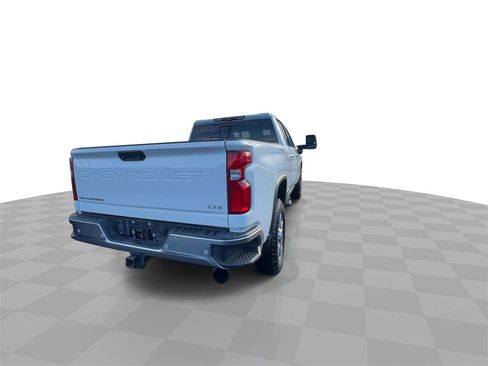 Used 2022 Chevrolet Silverado 3500 LTZ w/ LTZ Premium Package image 7