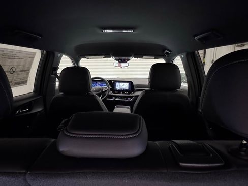 New 2026 Chevrolet Equinox LT w/ Convenience Package II FWD image 41