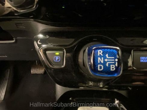 Used 2016 Toyota Prius Four image 20