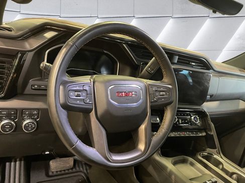 Used 2024 GMC Sierra 3500 AT4 w/ Technology Package AWD/4WD image 13