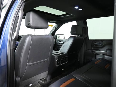 Used 2019 GMC Sierra 1500 AT4 w/ AT4 Premium Package image 6