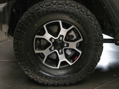 Used 2020 Jeep Wrangler Unlimited Sport image 8