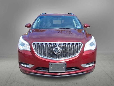 Used 2017 Buick Enclave Leather FWD image 3