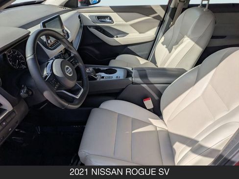 Used 2021 Nissan Rogue SV w/ Premium Package FWD image 14