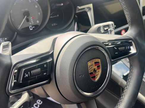 Used 2022 Porsche Macan S image 17