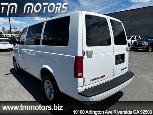 Used 2005 Chevrolet Astro Passenger AWD image 4