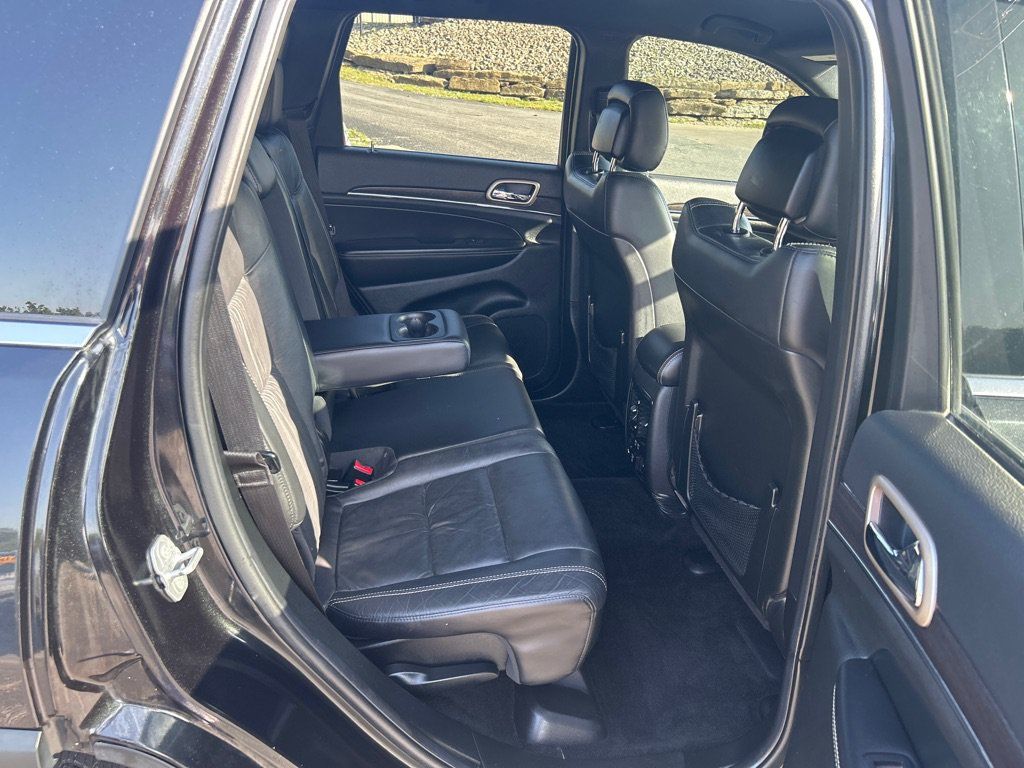 Used 2015 Jeep Grand Cherokee Limited AWD/4WD image 12