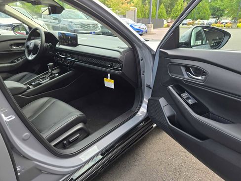 New 2025 Honda Accord Touring image 10