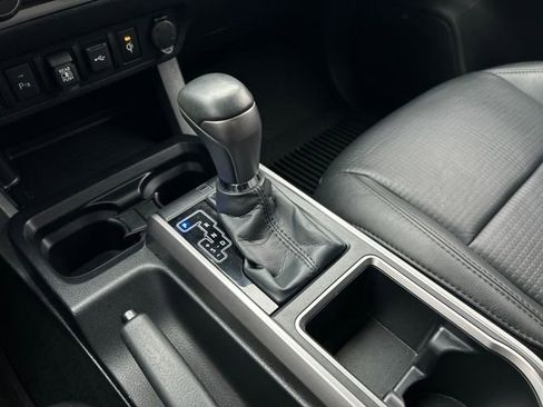Used 2023 Toyota Tacoma Limited image 29