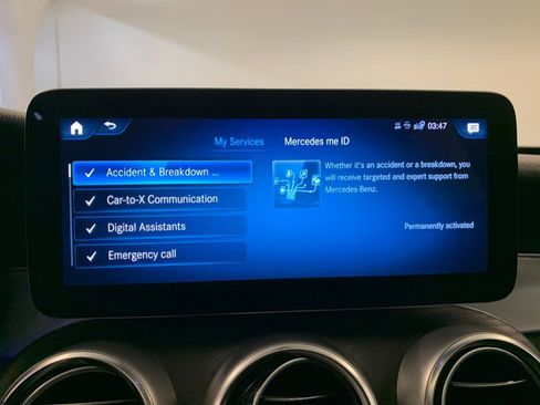 Used 2020 Mercedes-Benz GLC 300 4MATIC Coupe image 34