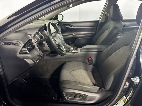 Used 2022 Toyota Camry LE w/ Cold Weather Package image 10