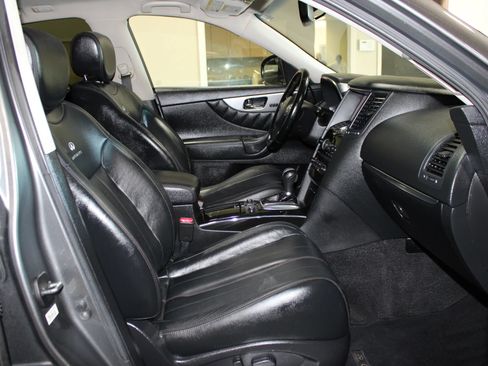 Used 2014 INFINITI QX70 2WD w/ Premium Package image 30