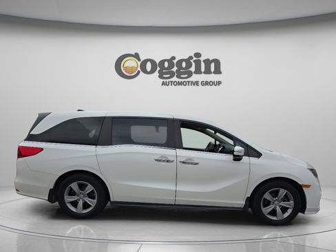 Used 2019 Honda Odyssey EX image 5