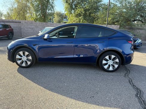 Used 2023 Tesla Model Y Long Range image 6