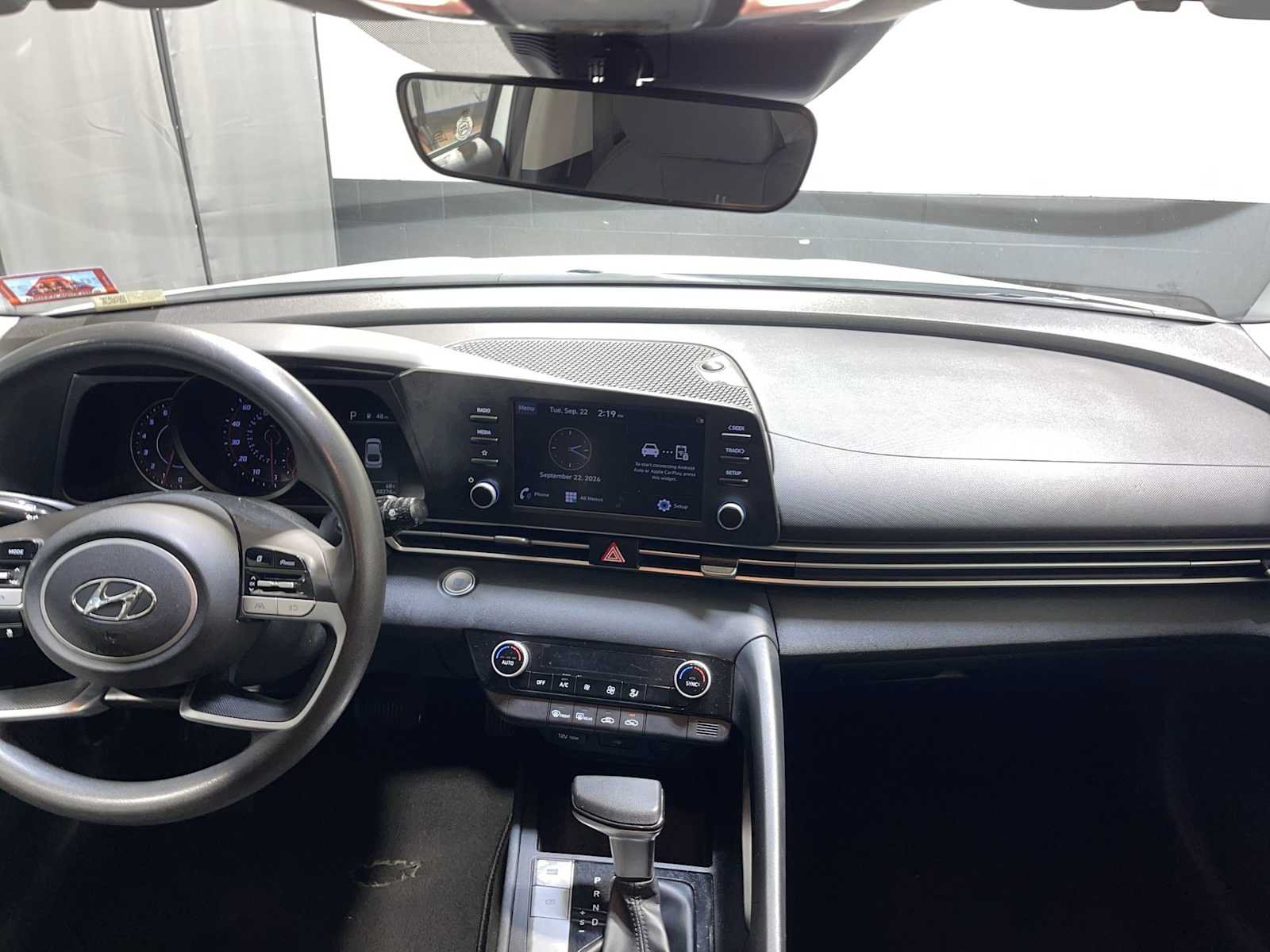 Used 2021 Hyundai Elantra SEL FWD image 10