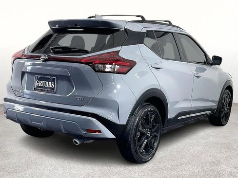 Used 2024 Nissan Kicks SR w/ SR Premium Package image 2