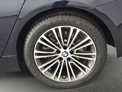 Used 2018 BMW 530i xDrive AWD/4WD image 38
