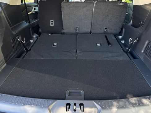 New 2026 Ford Explorer Active w/ Active Comfort Package RWD image 18