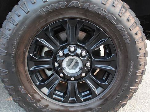 Used 2021 Ford F250 XLT w/ Tremor Off-Road Package AWD/4WD image 11