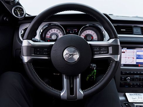 Used 2011 Ford Mustang GT Premium w/ Electronics Pkg RWD image 55