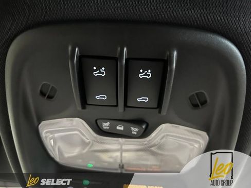 Used 2023 Chevrolet Colorado ZR2 w/ ZR2 Convenience Package III AWD/4WD image 21