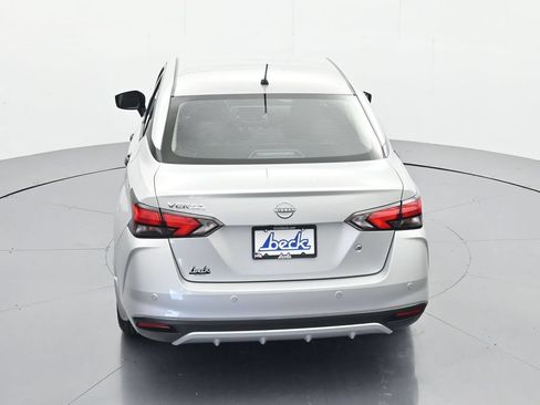 Used 2025 Nissan Versa S FWD image 33