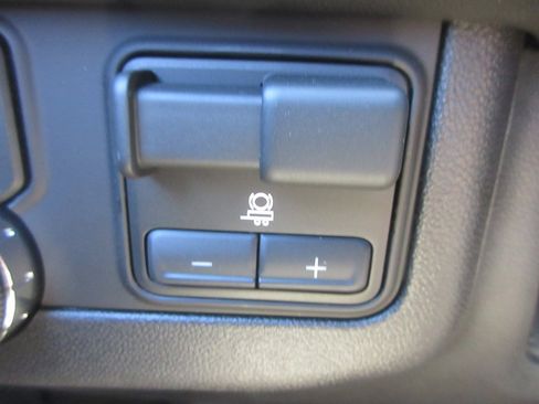 New 2026 GMC Yukon Elevation image 20