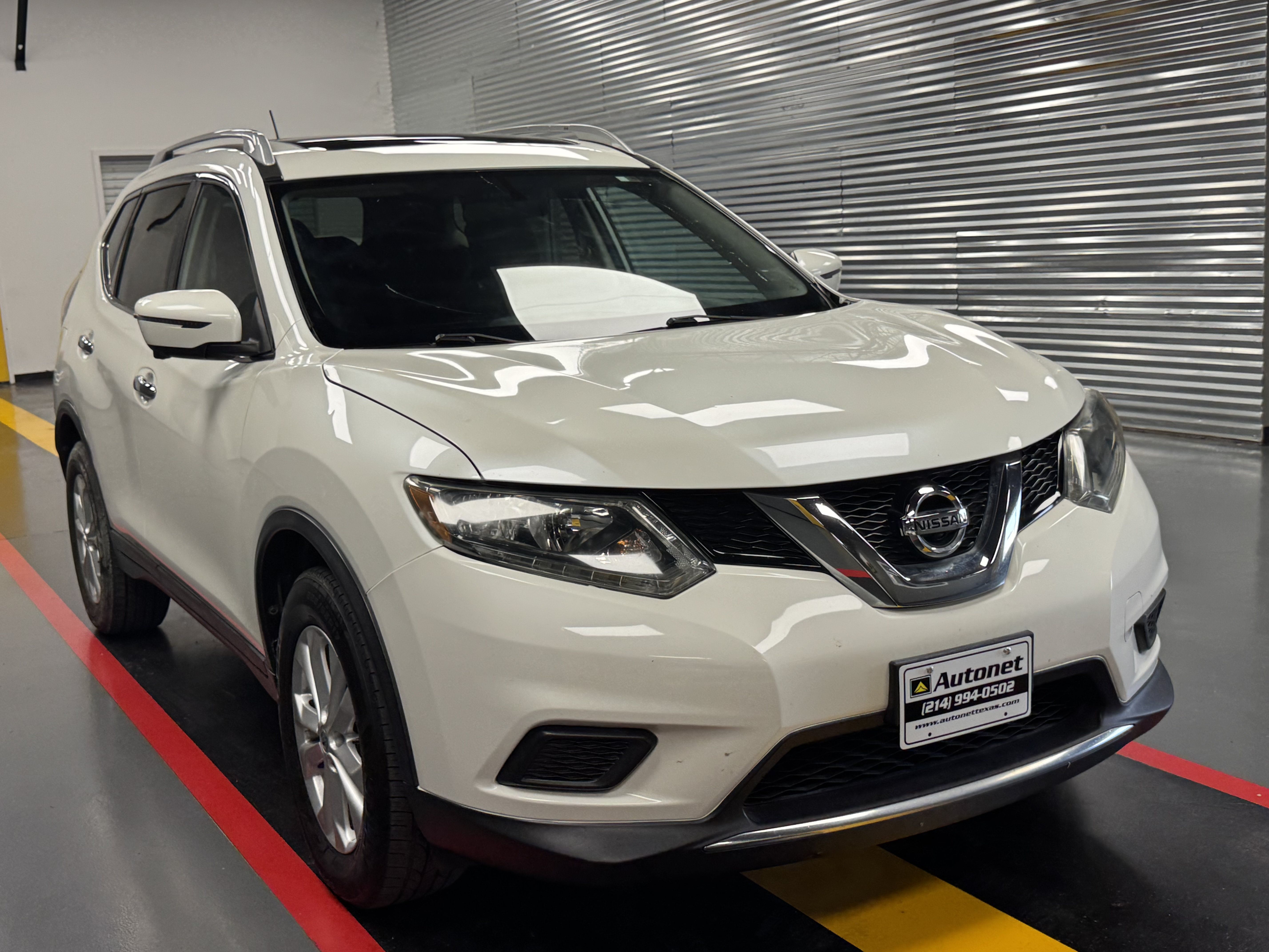 Used 2016 Nissan Rogue SV w/ SV Premium Package AWD/4WD image 6