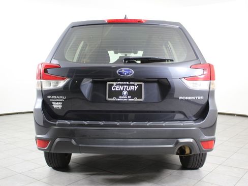 Used 2019 Subaru Forester 2.5i image 10