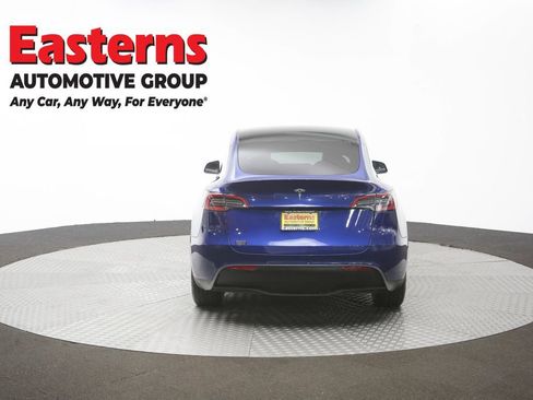 Used 2023 Tesla Model Y Long Range AWD/4WD image 31