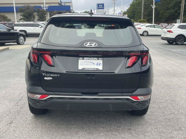 Certified 2024 Hyundai Tucson SE FWD image 5