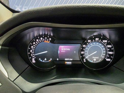 Used 2016 Lincoln MKZ w/ Equipment Group 200A Select FWD image 16